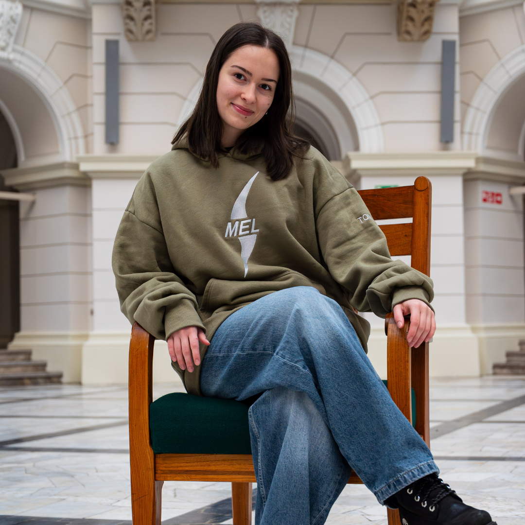 Bluza boxy z kapturem oversize wzór Śmigło - obrazek 4